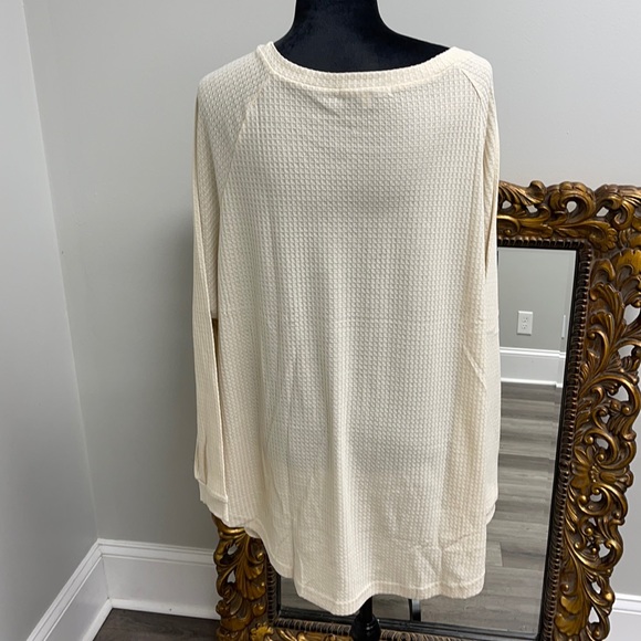 Chicsoul Curved Hem Slouchy Dolman Tunic Oatmeal Thermal Shirt Women Size 2XL - Picture 2 of 7